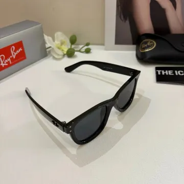 Ray-Ban Wayfarer Black Sunglasses